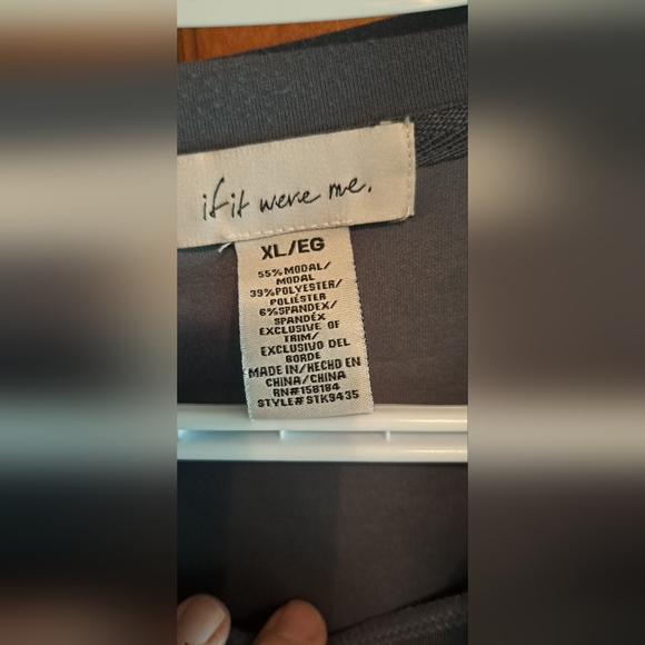 Anthropologie's "If It Were Me" Soft Sweatshirt Thumb Holes Modal Blend XL Crop - Picture 4 of 7